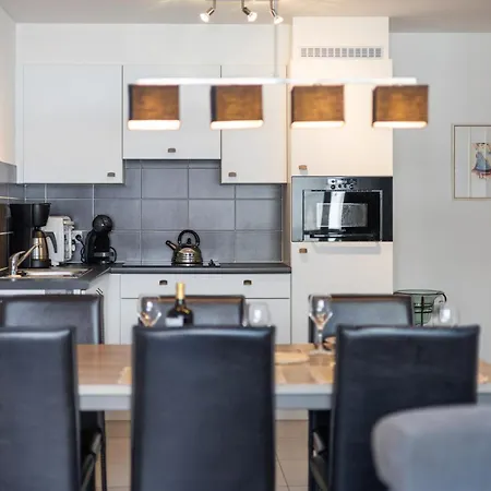 Plaza * シント・イデスバルト