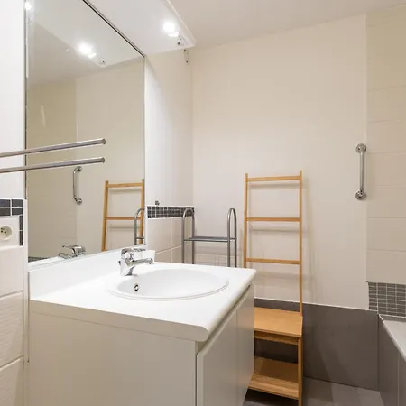 Plaza アパート *